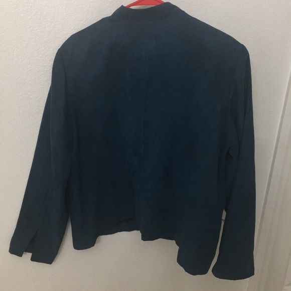 Jacket - Picture 3 of 3